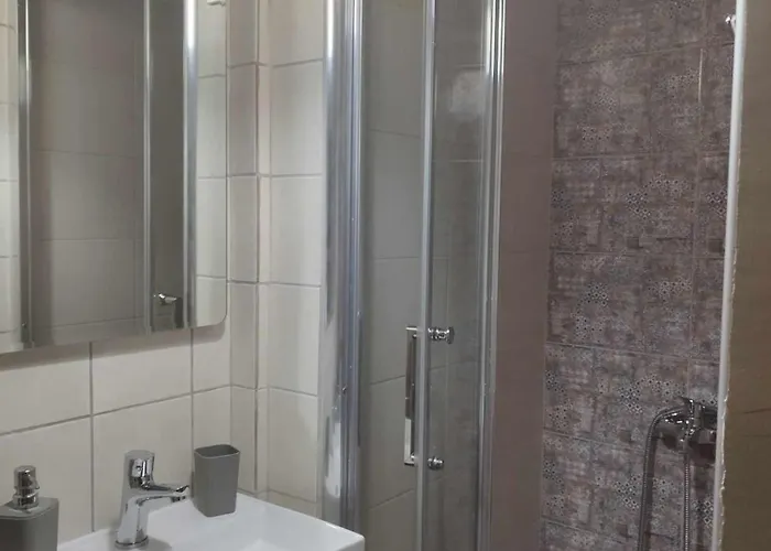 Short Loft At
