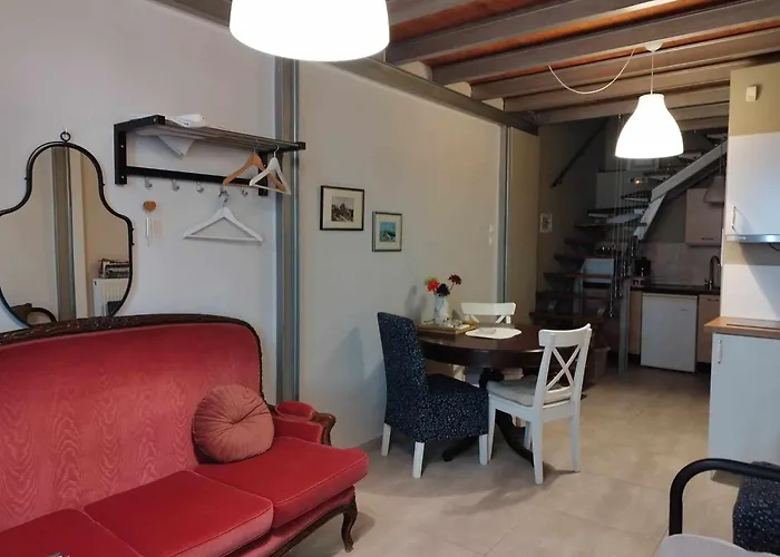 Short Loft At *