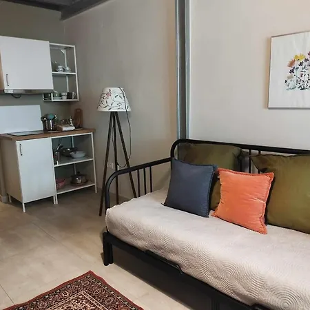 Short Loft At Thessaloniki