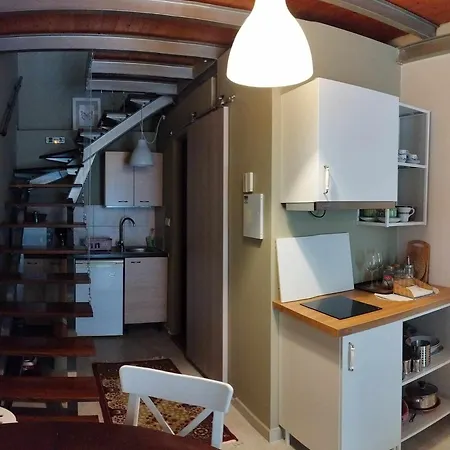 Short Loft At Thessaloniki