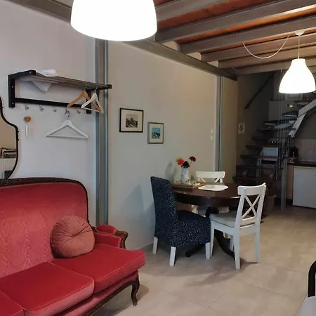 Short Loft At *